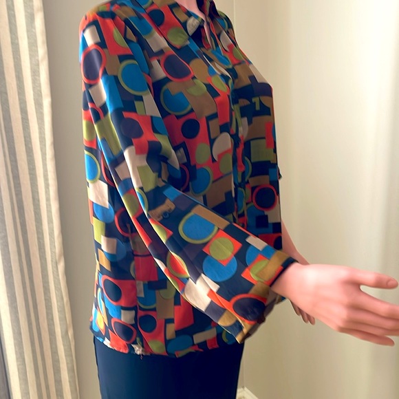 Trendy blouse by Sunny Leigh in size large - Picture 3 of 7